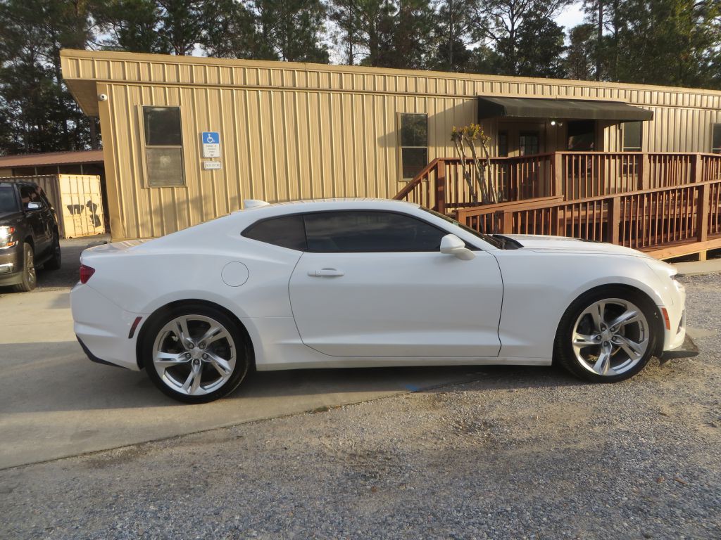 2021 Chevrolet Camaro Image 5