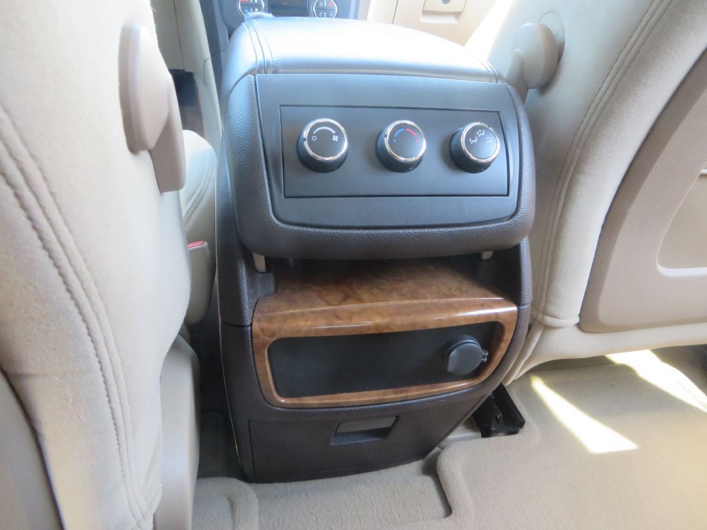 2008 Buick Enclave Image 26