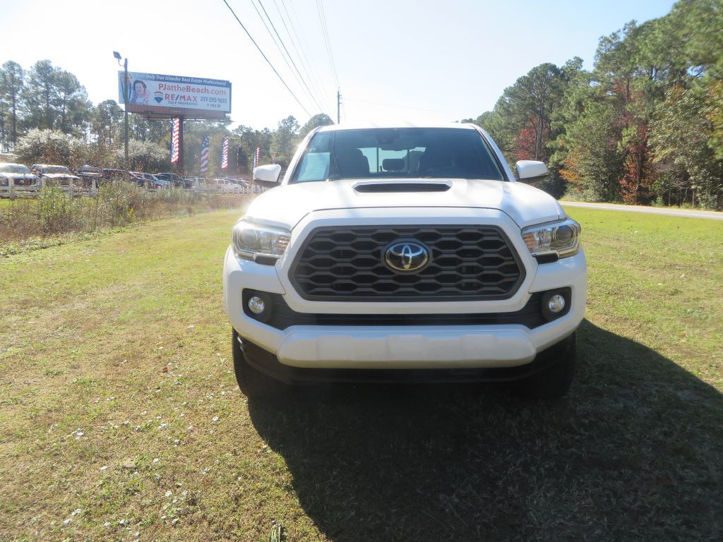 2021 Toyota Tacoma Image 3