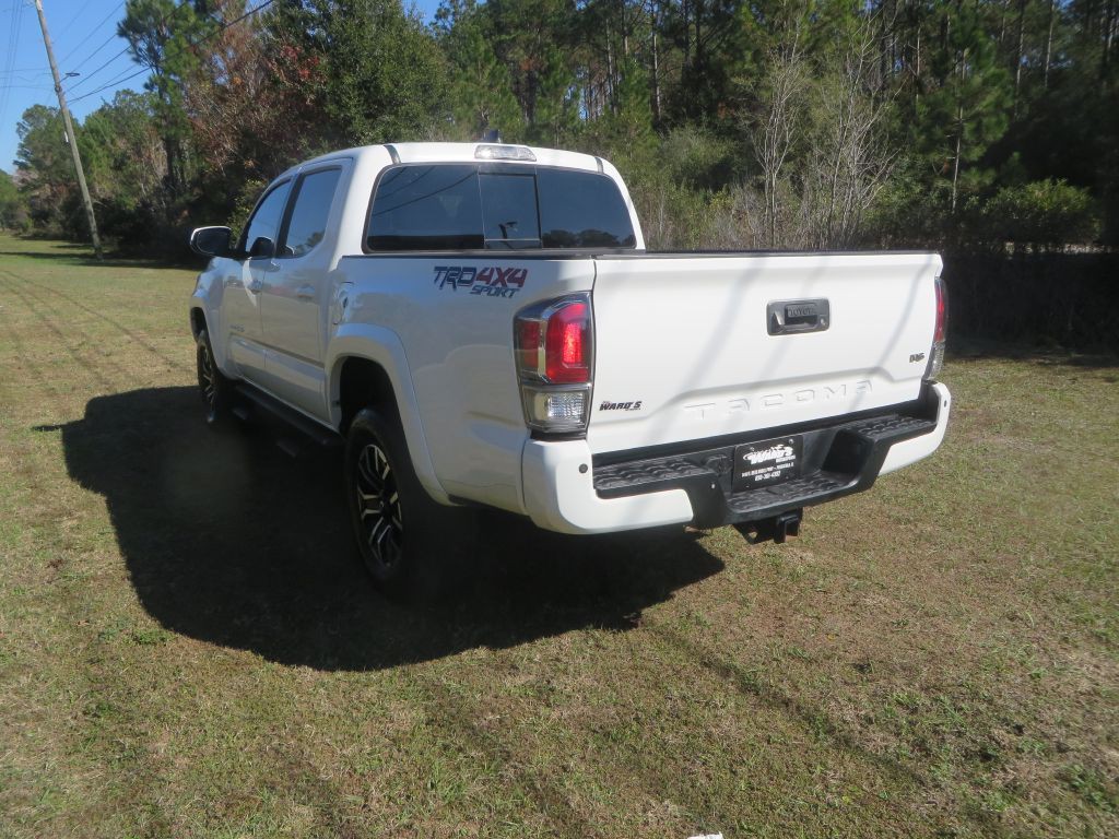 2021 Toyota Tacoma Image 8