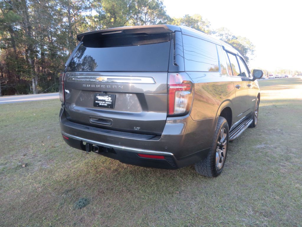 2021 Chevrolet Suburban Image 6