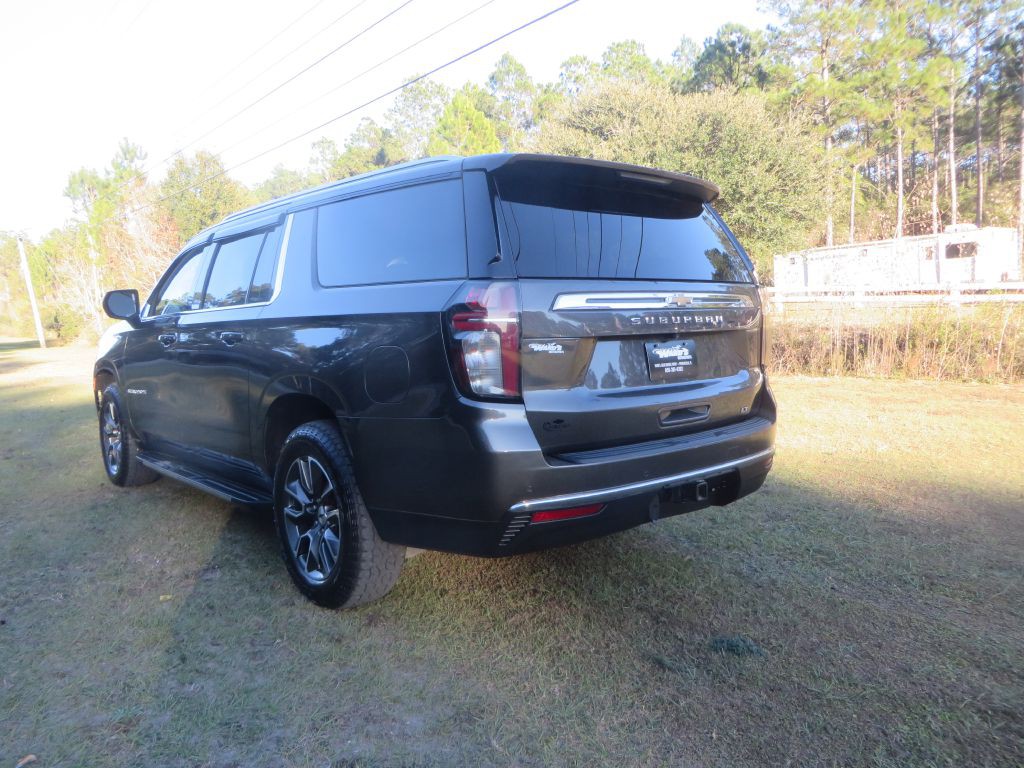 2021 Chevrolet Suburban Image 8