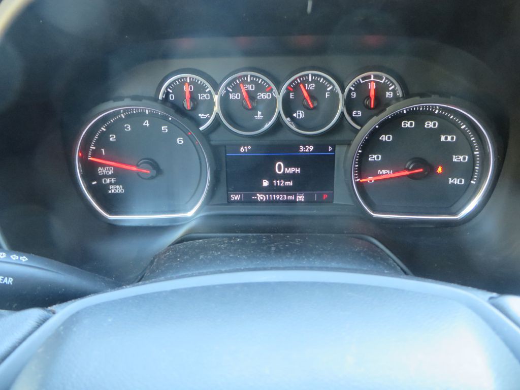 2021 Chevrolet Suburban Image 18