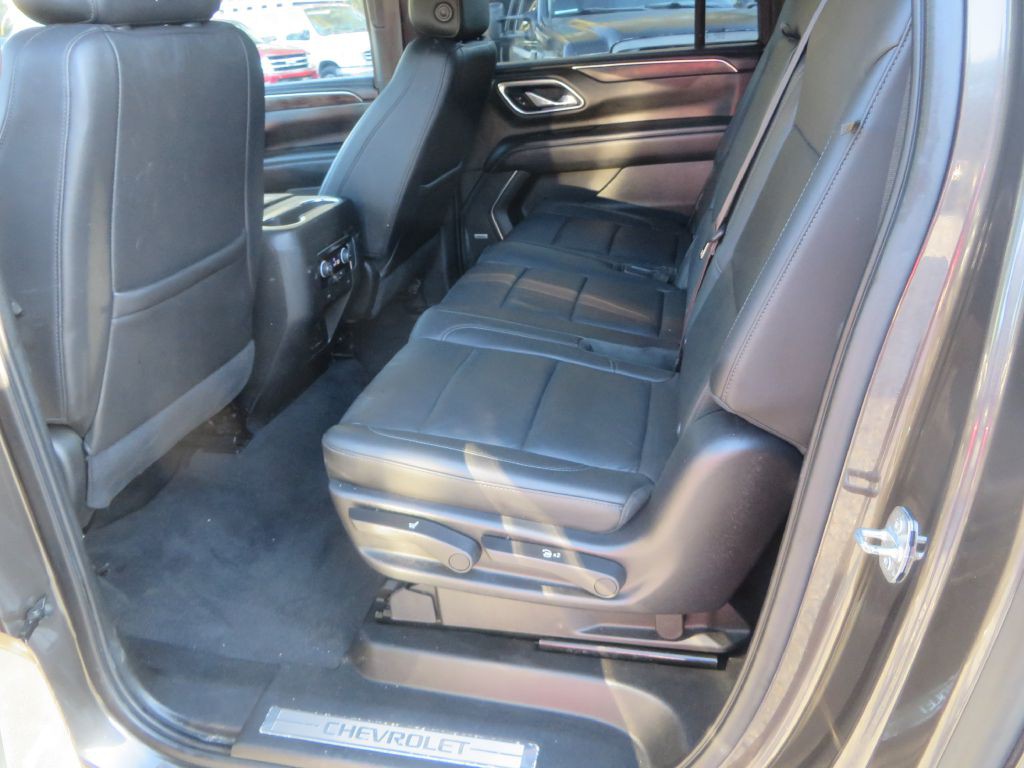 2021 Chevrolet Suburban Image 28