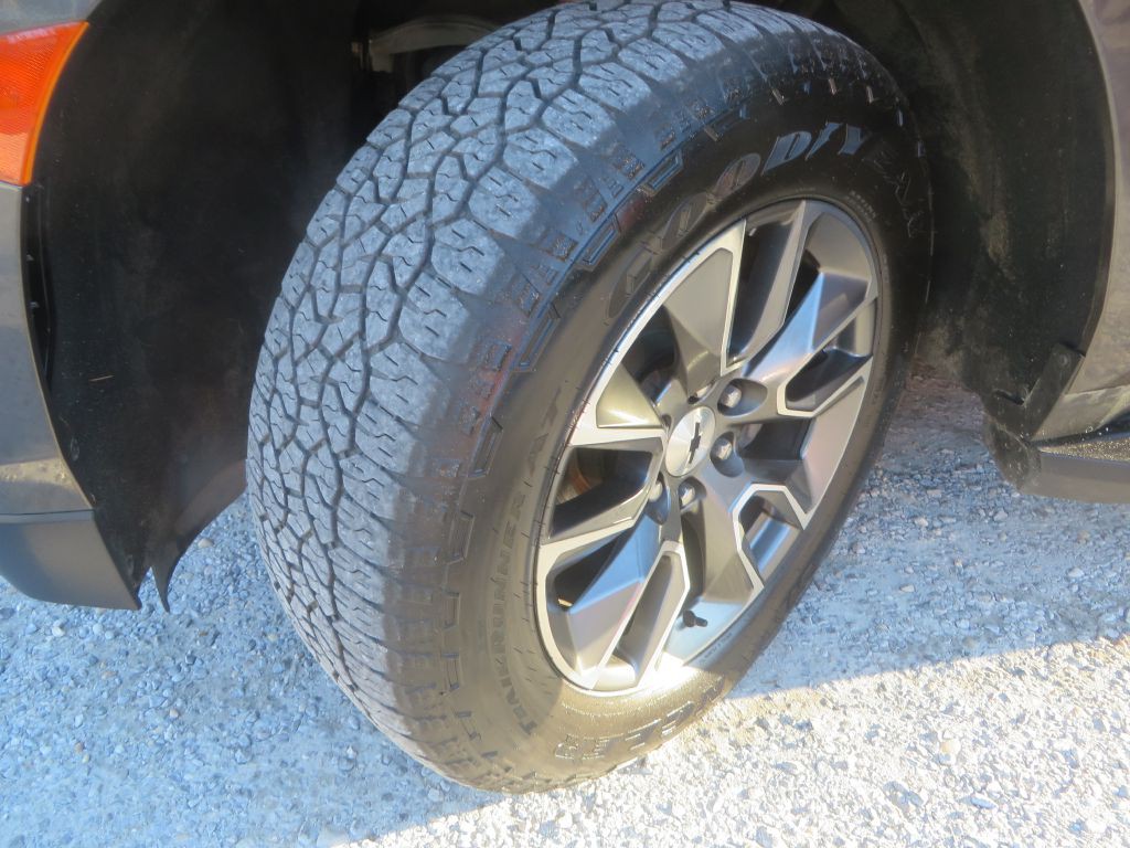 2021 Chevrolet Suburban Image 31