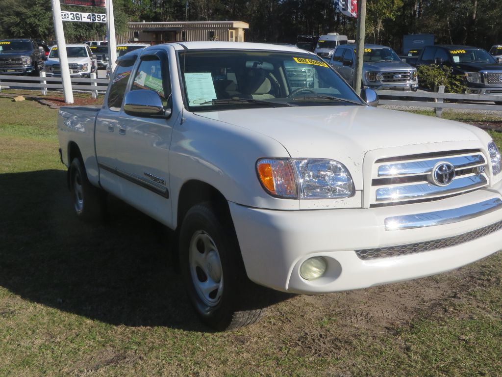2003 Toyota Tundra Image 4