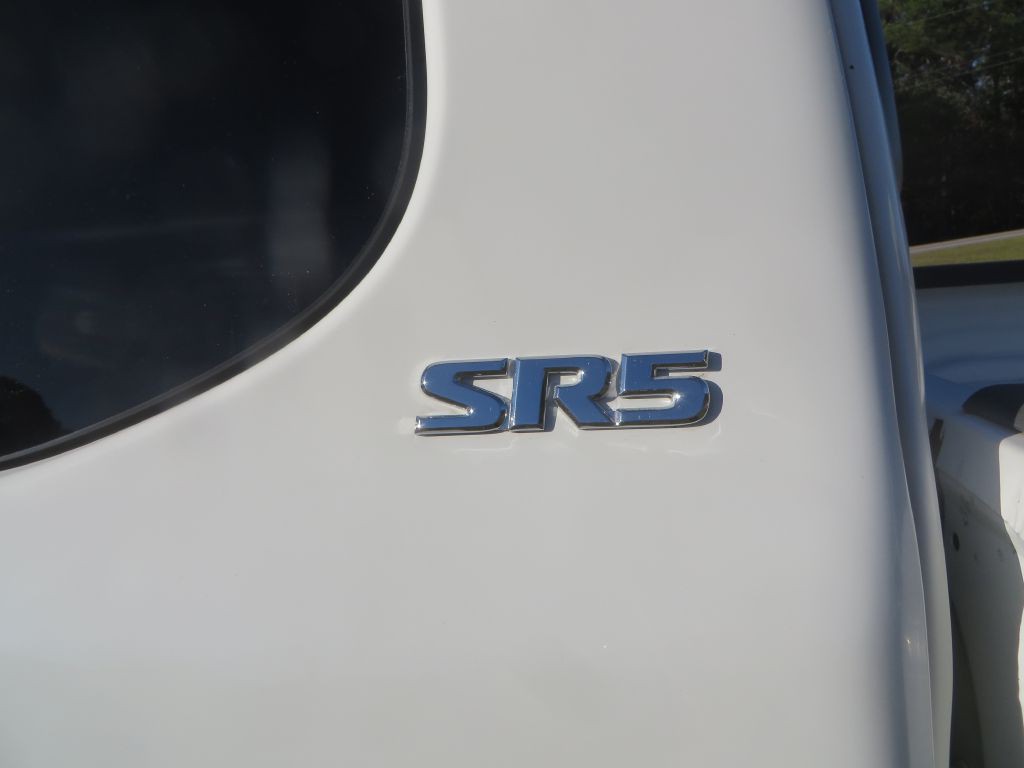 2003 Toyota Tundra Image 10