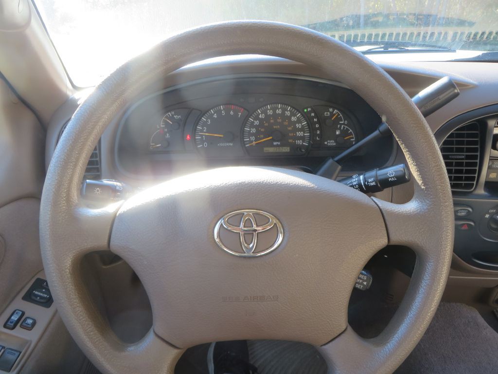 2003 Toyota Tundra Image 12