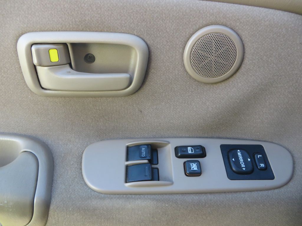 2003 Toyota Tundra Image 17