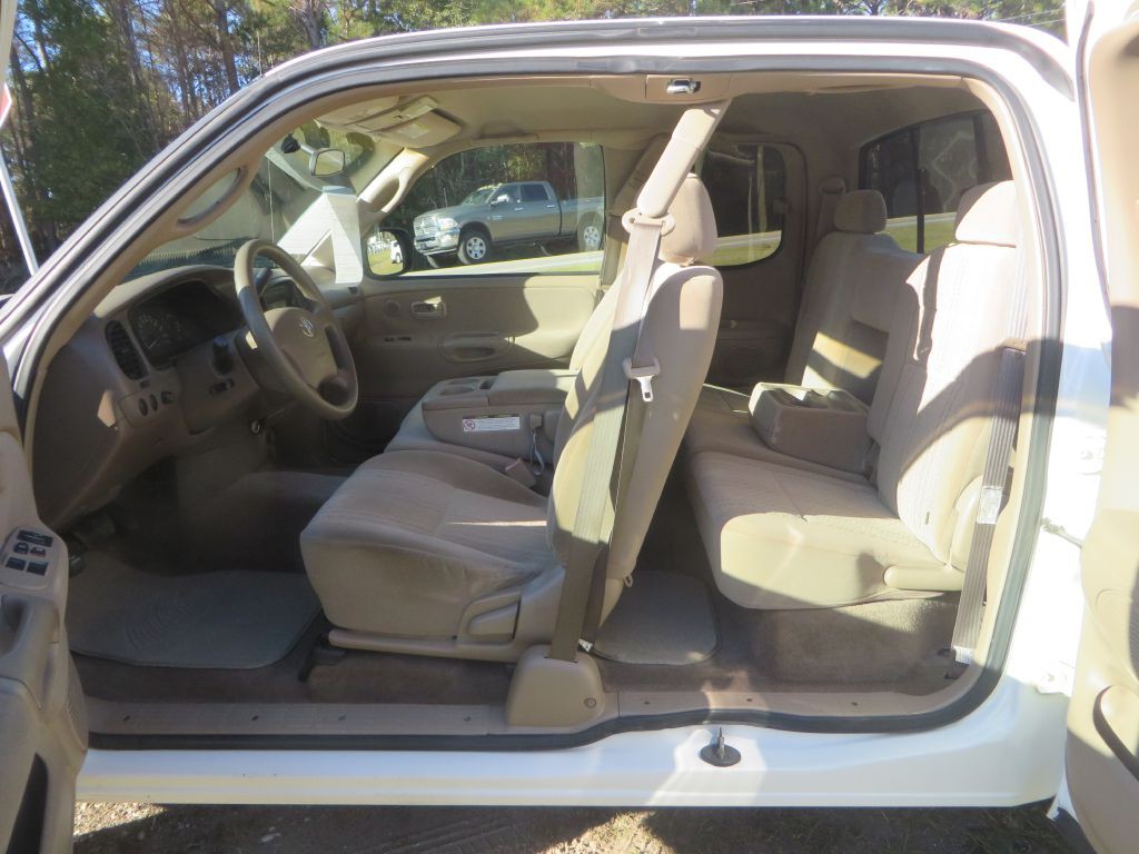 2003 Toyota Tundra Image 20
