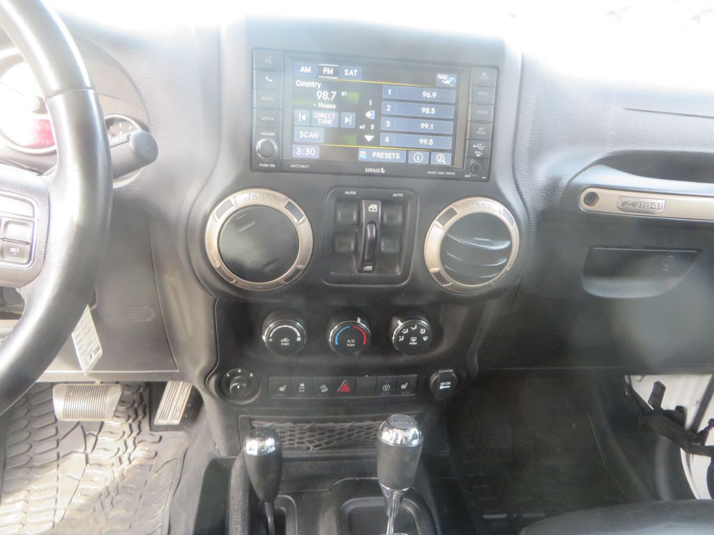 2016 Jeep Wrangler Unlimited Image 16