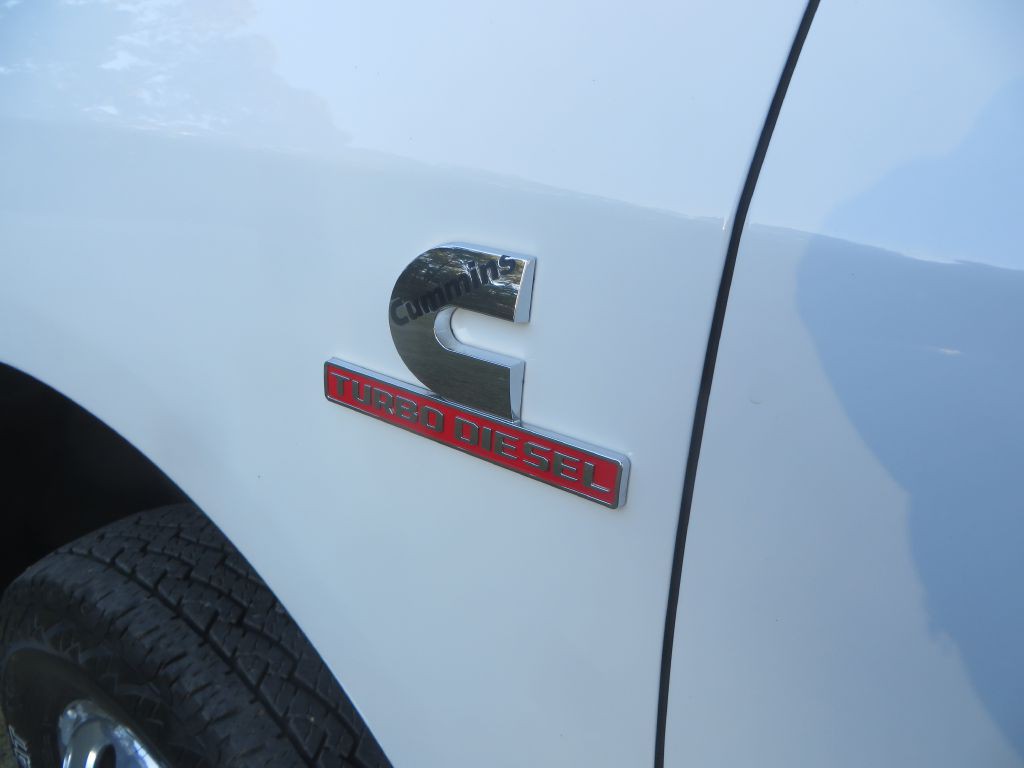 2022 RAM 3500 Image 10