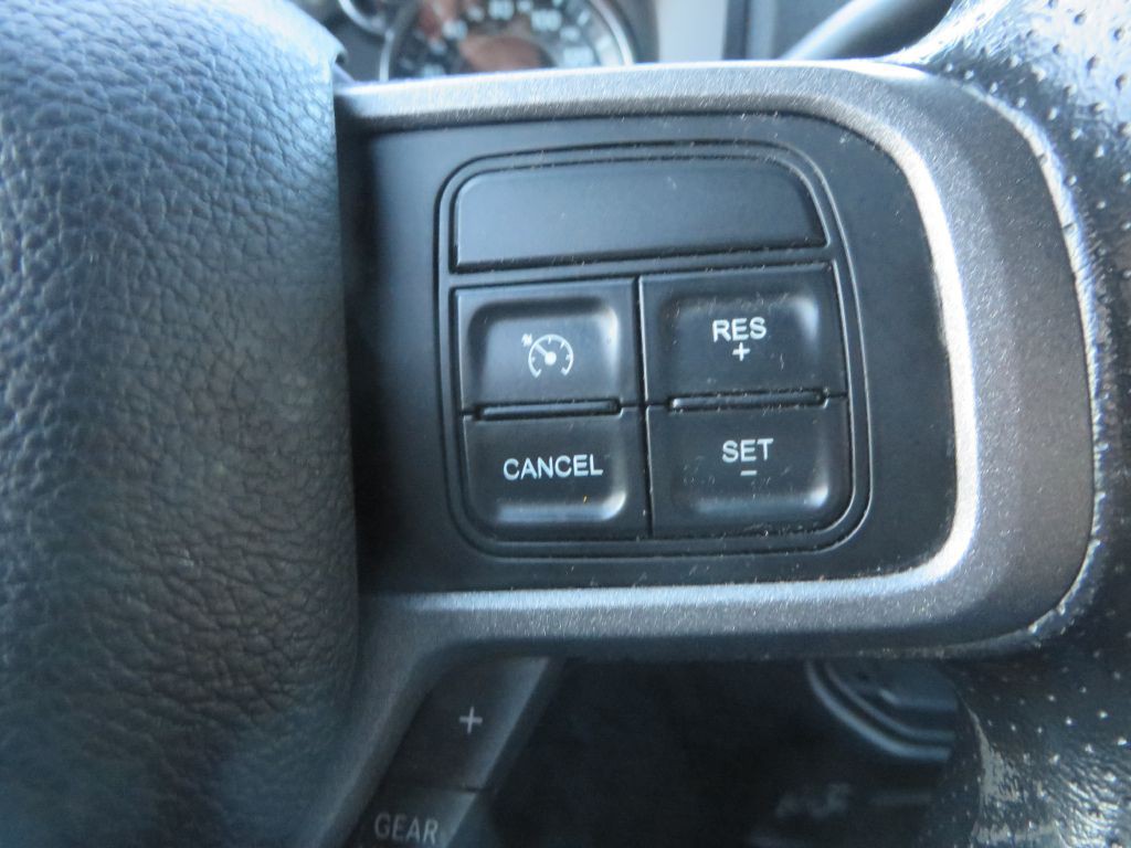 2022 RAM 3500 Image 18