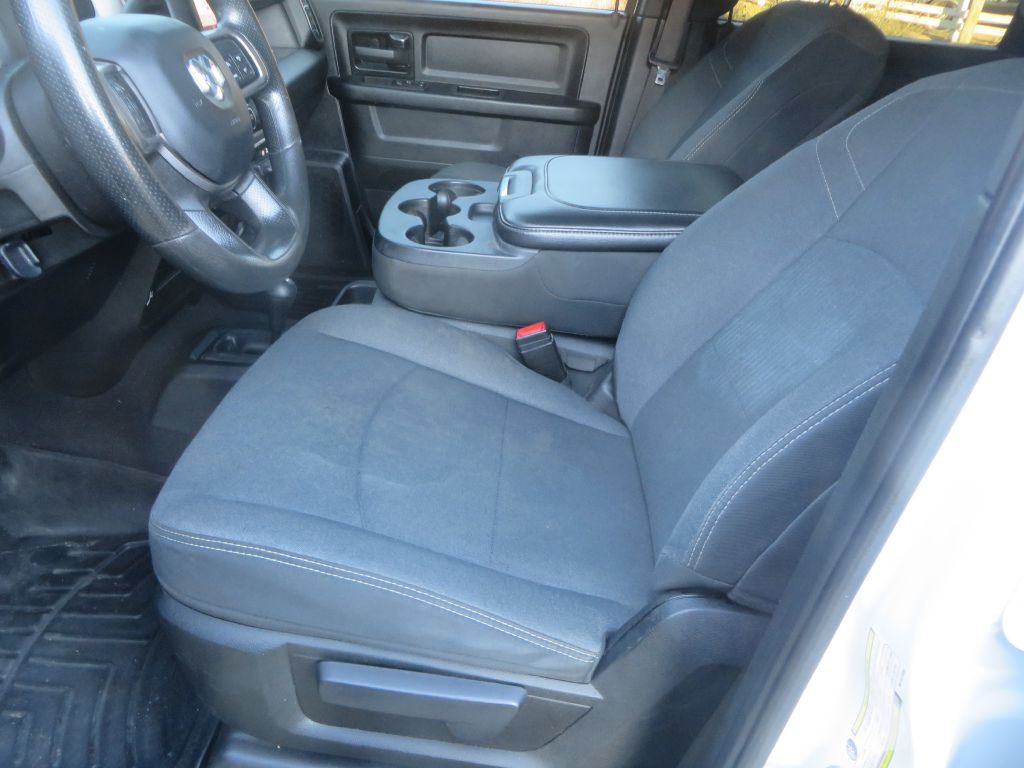 2022 RAM 3500 Image 26