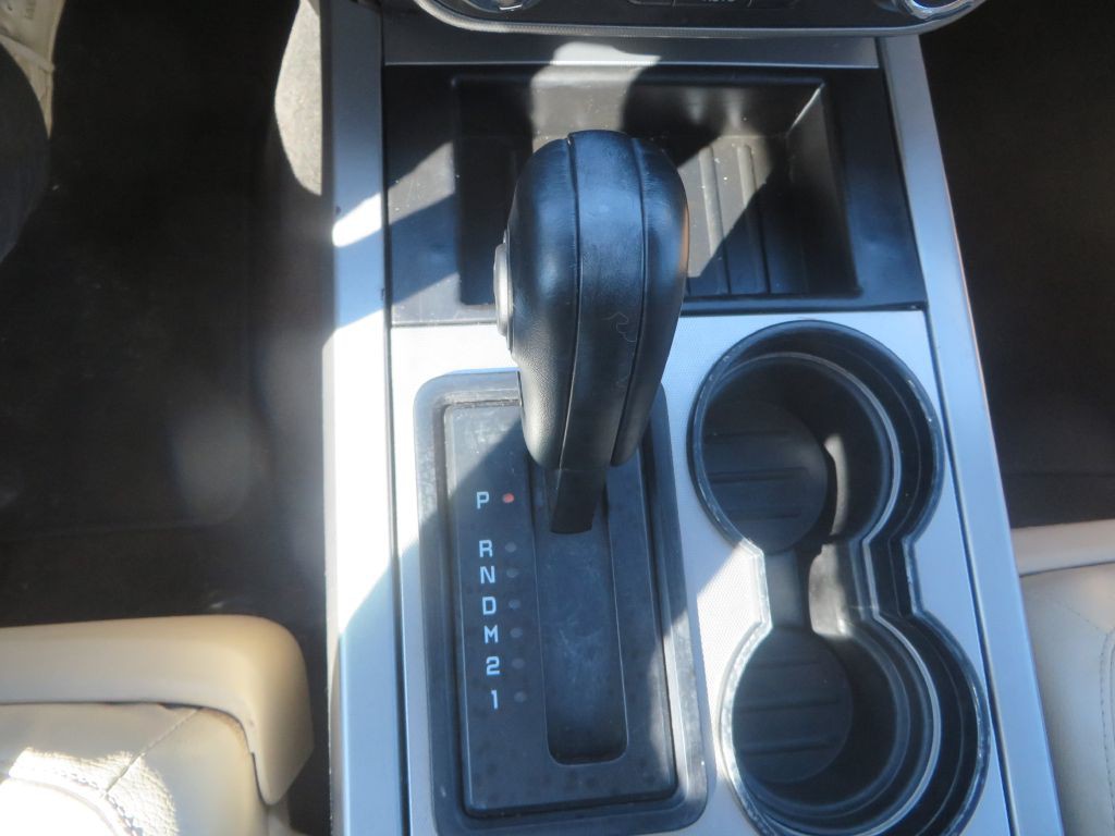 2016 Ford Expedition Image 19