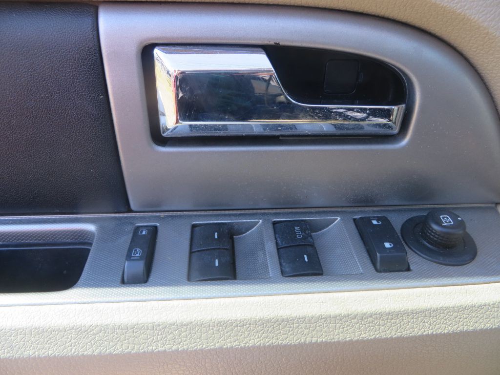 2016 Ford Expedition Image 24