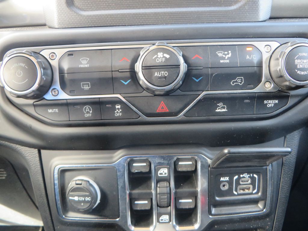 2021 Jeep Wrangler Unlimited Image 16