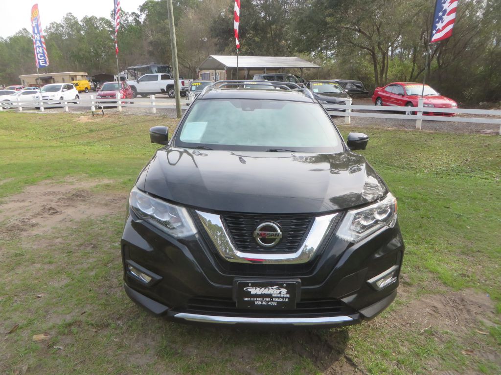 2018 Nissan Rogue Image 3