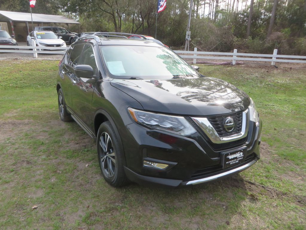 2018 Nissan Rogue Image 4