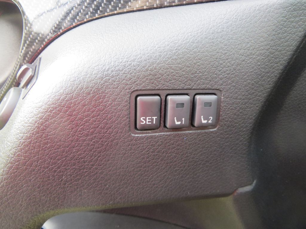 2018 Nissan Rogue Image 23