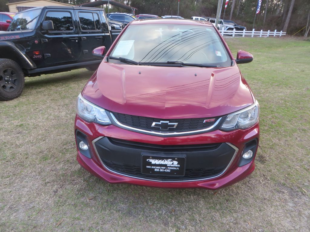2018 Chevrolet Sonic Image 3