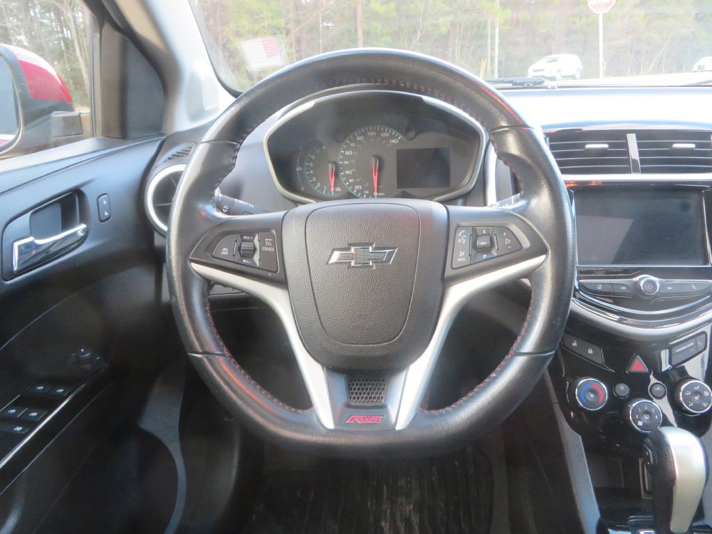 2018 Chevrolet Sonic Image 13