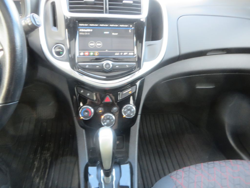 2018 Chevrolet Sonic Image 18