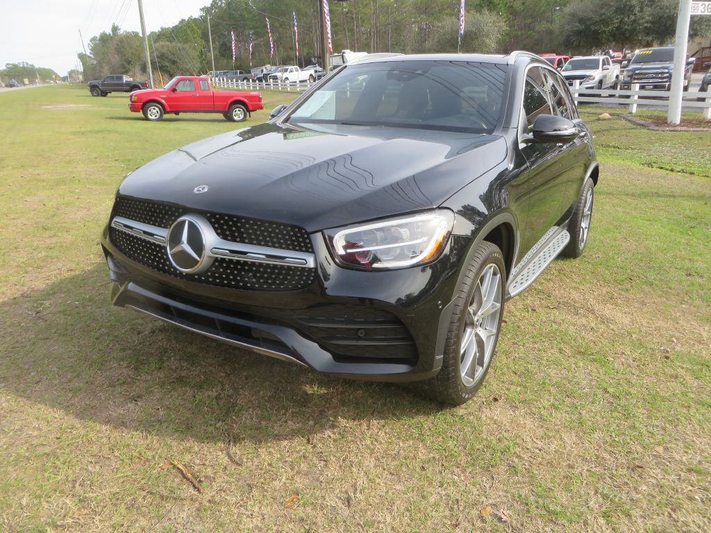2021 Mercedes-Benz GLC-Class Image 2
