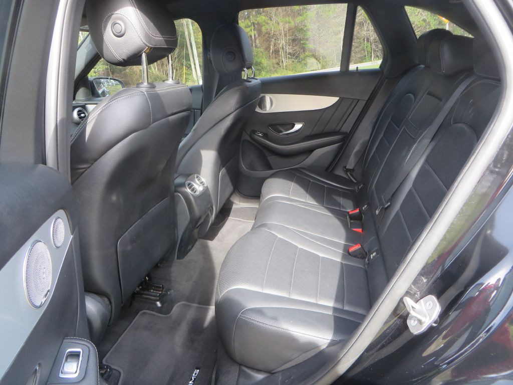 2021 Mercedes-Benz GLC-Class Image 22