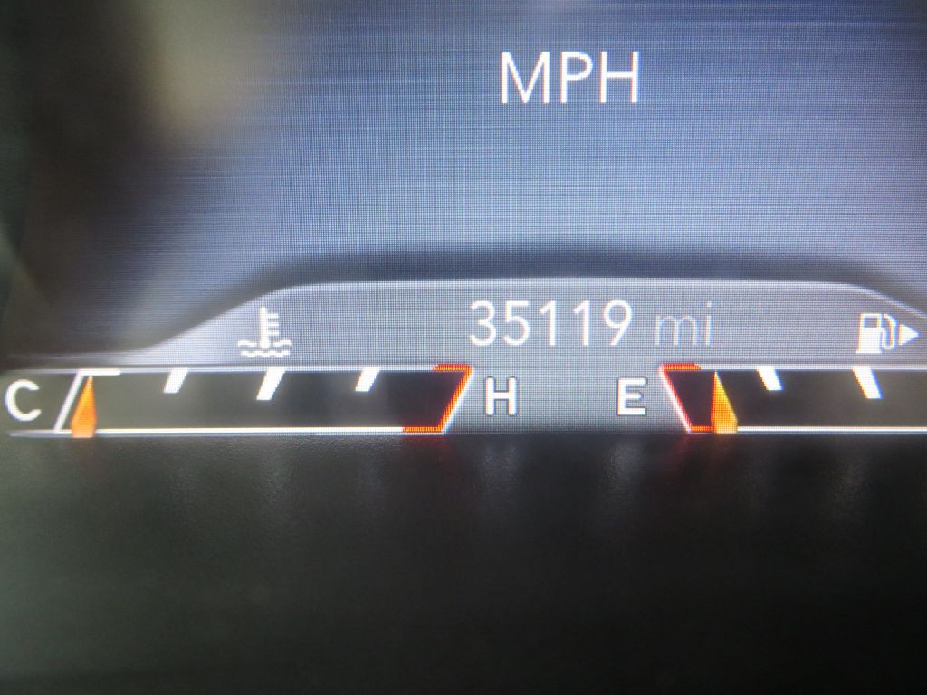 2019 Jeep Cherokee Image 17