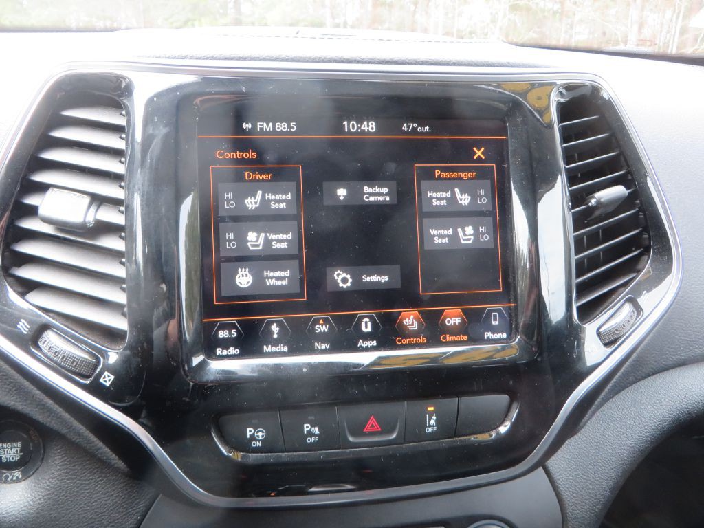 2019 Jeep Cherokee Image 19