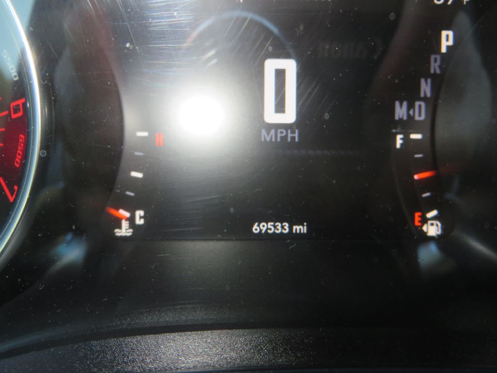 2022 Dodge Challenger Image 15