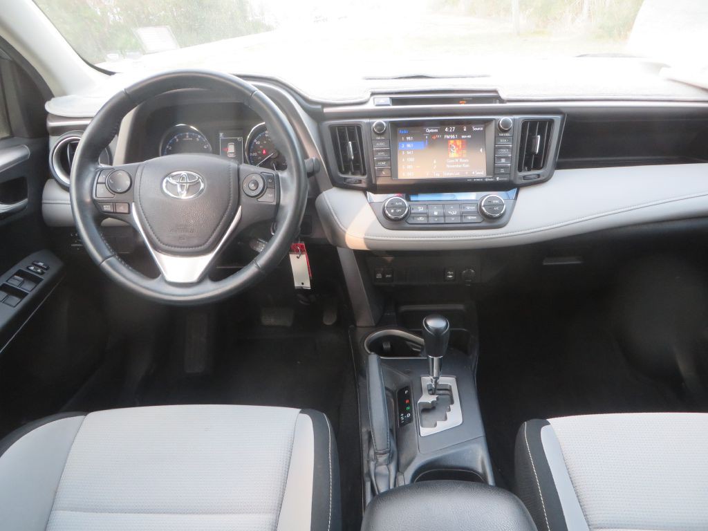 2016 Toyota Rav4 Image 13