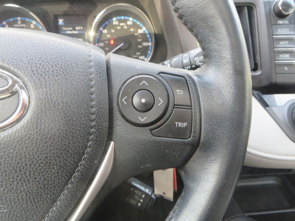 2016 Toyota Rav4 Image 16