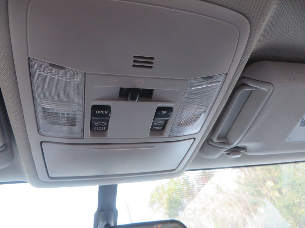 2016 Toyota Rav4 Image 22