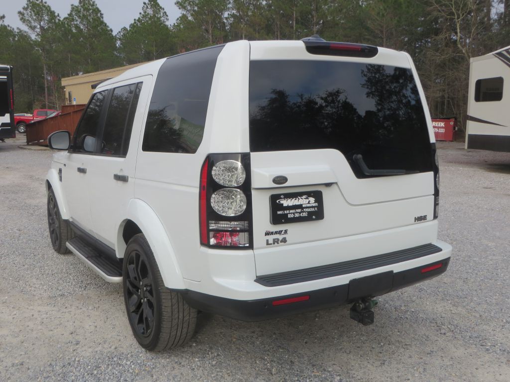 2016 Land Rover LR4 Image 8