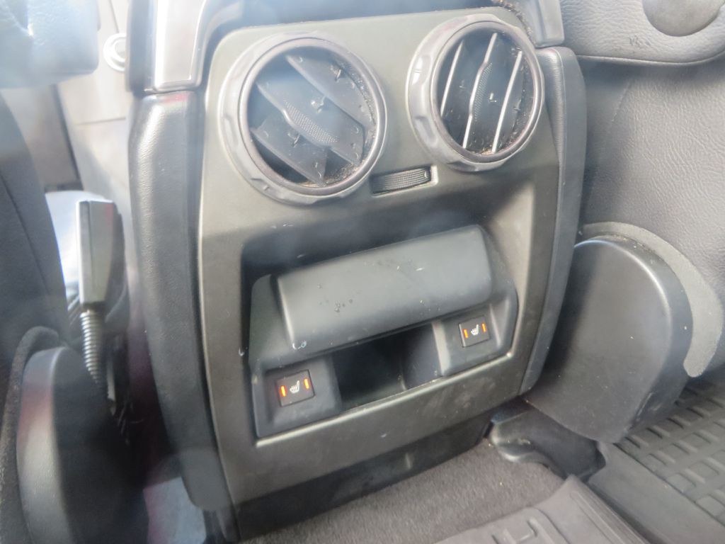 2016 Land Rover LR4 Image 29