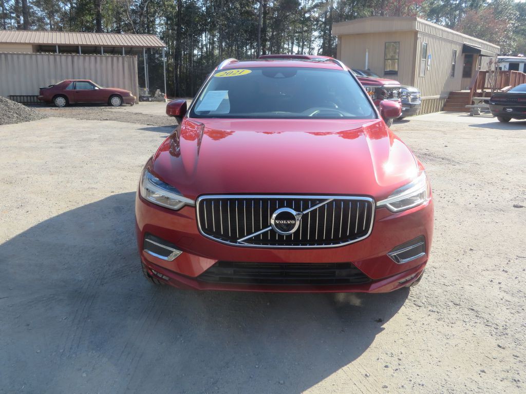 2021 Volvo XC60 Image 3