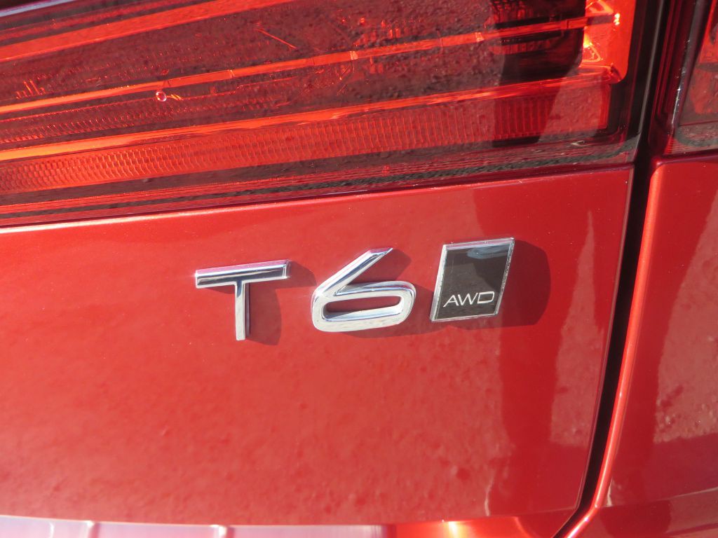 2021 Volvo XC60 Image 27