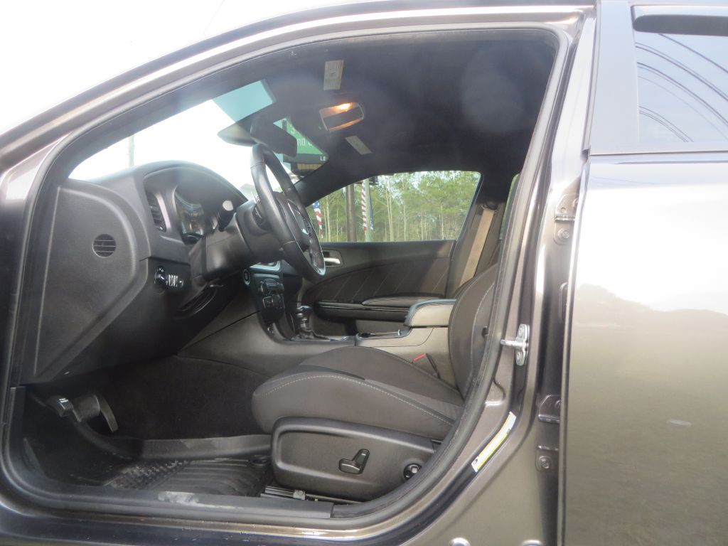 2021 Dodge Charger Image 10