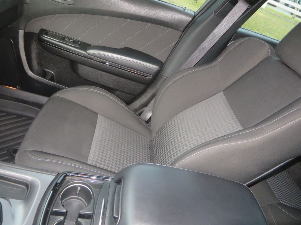 2021 Dodge Charger Image 21