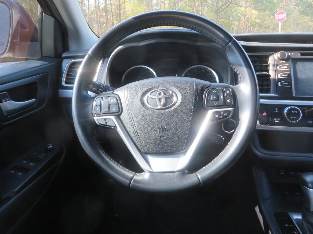 2019 Toyota Highlander Image 13
