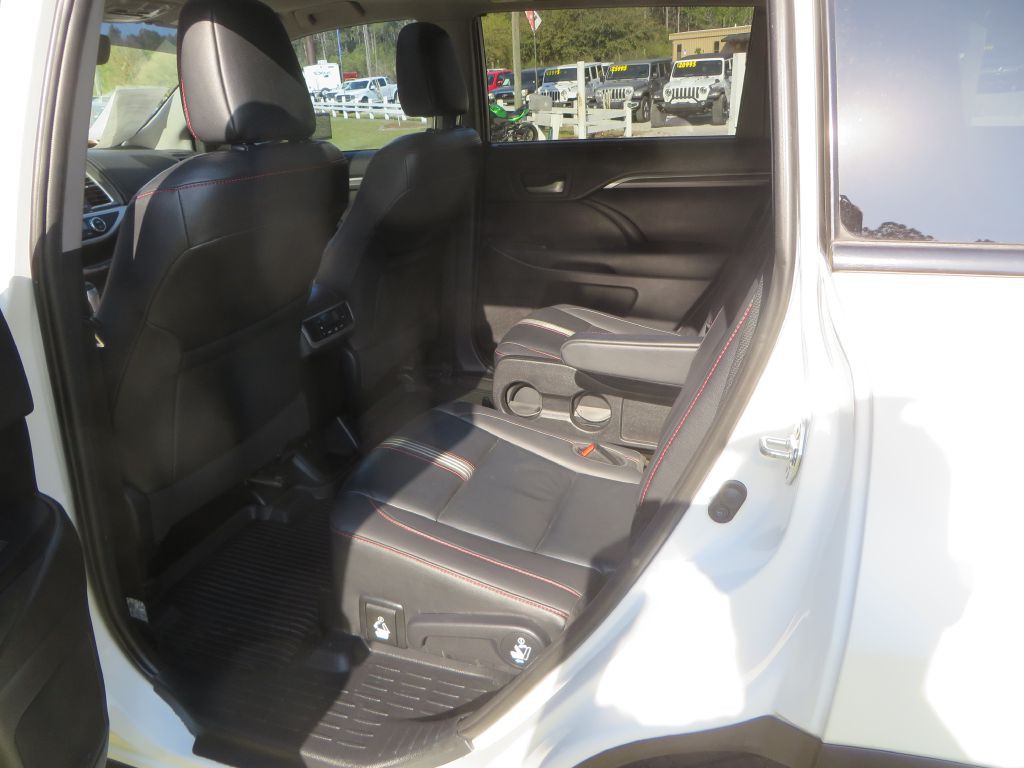 2019 Toyota Highlander Image 23