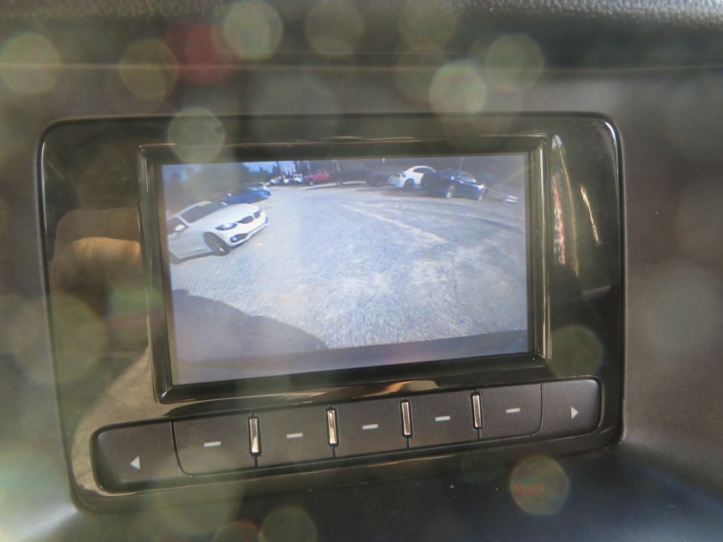 2017 Chevrolet Suburban Image 18