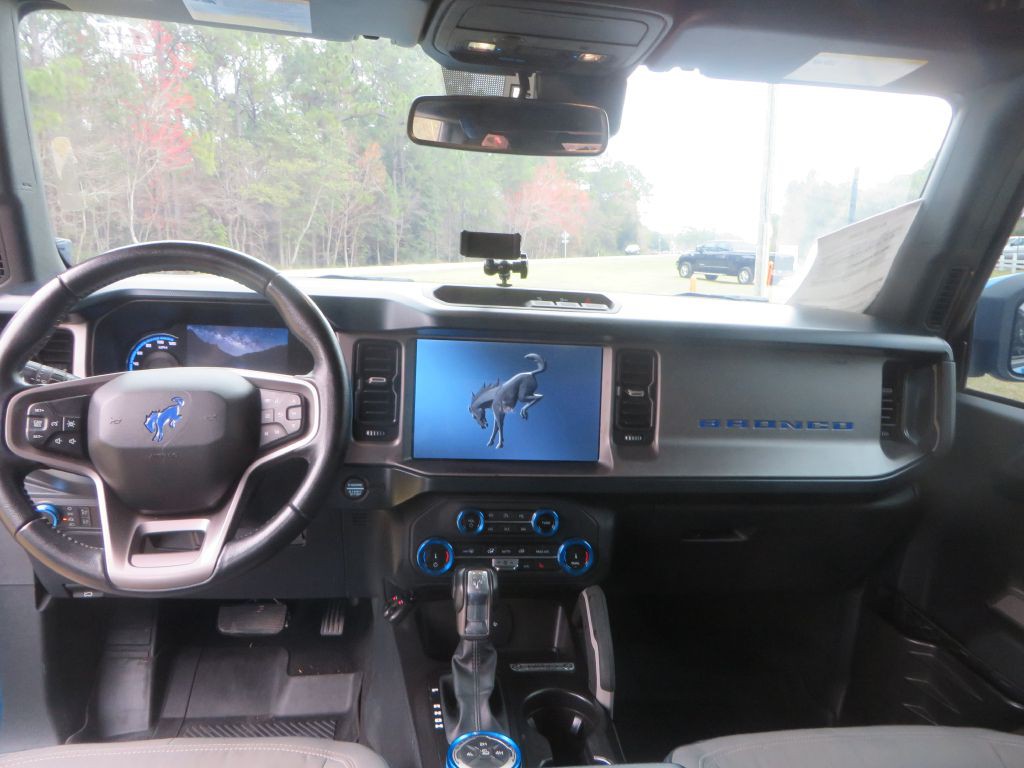2022 Ford Bronco Image 10
