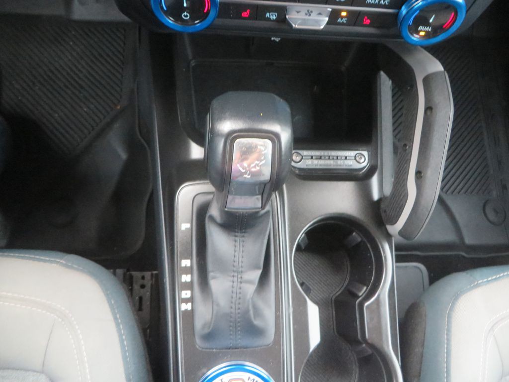 2022 Ford Bronco Image 18