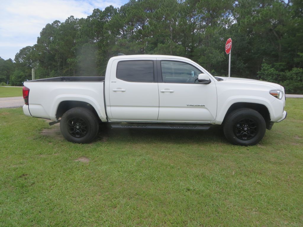 2022 Toyota Tacoma Image 5
