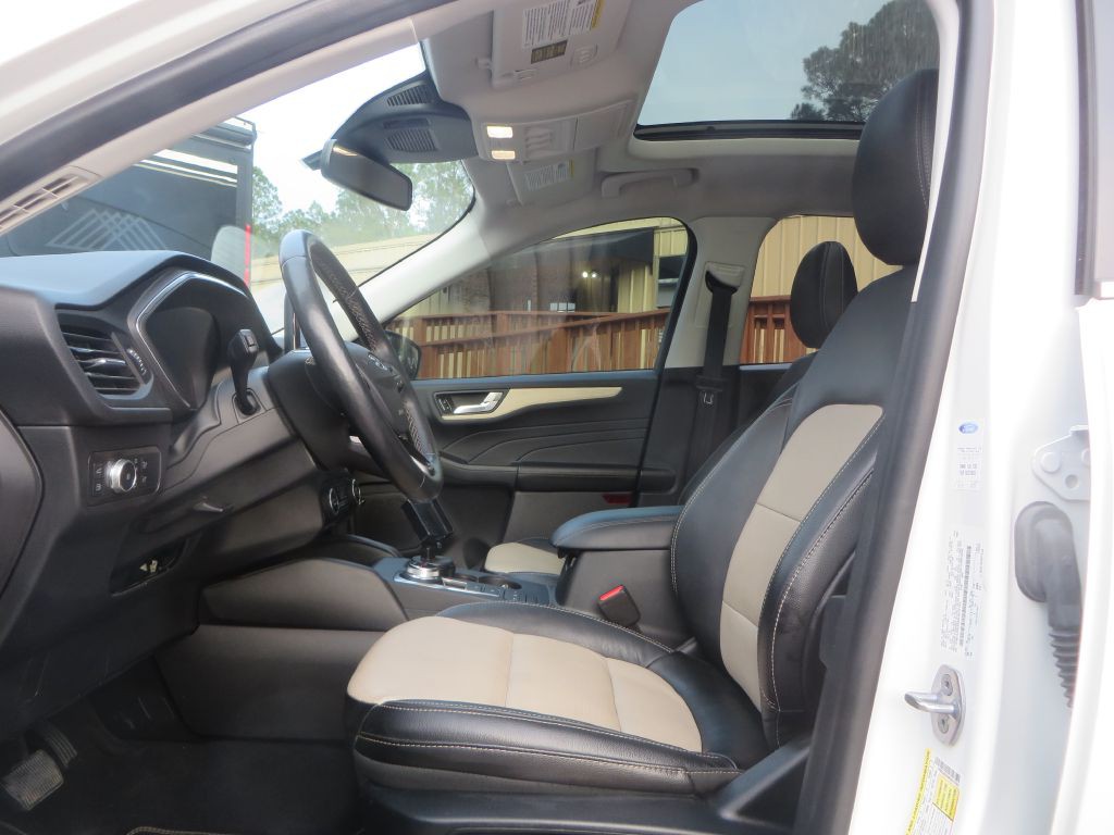 2021 Ford Escape Image 11