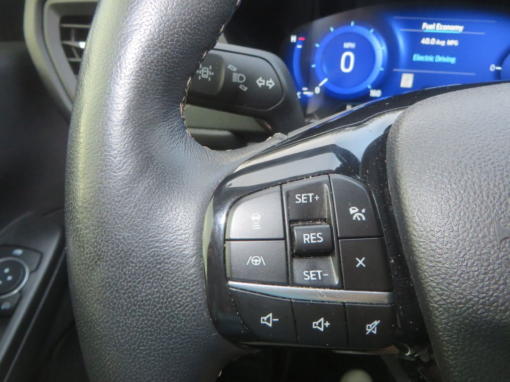 2021 Ford Escape Image 16