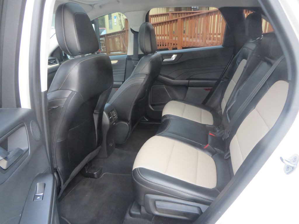 2021 Ford Escape Image 27